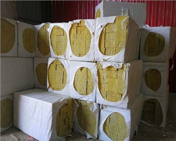 內(nèi)蒙古巖棉板未成型的巖棉